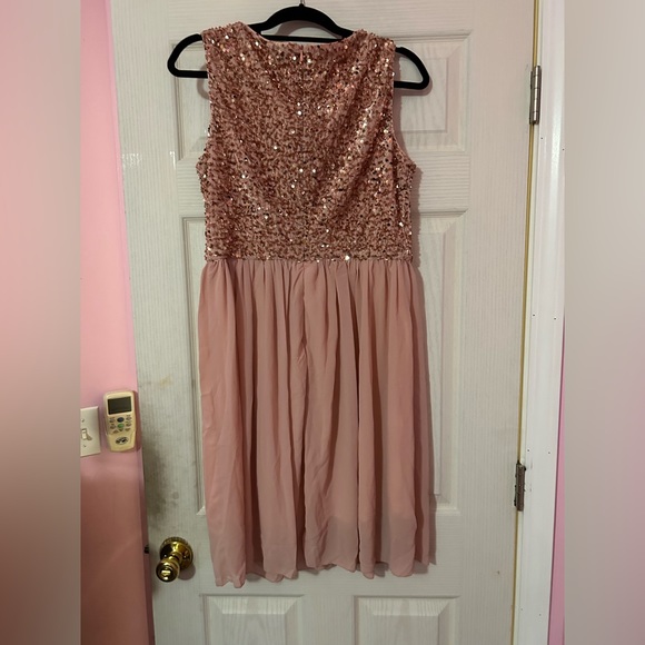 Large Pink Sequin Dress - Picture 2 of 2